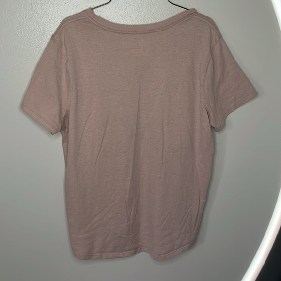 Light pink Carhartt relaxed fit t-shirt women’s size XL - Picture 3 of 3